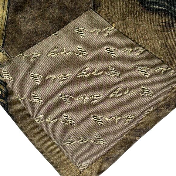 Eagles Wings MLB Red Sox Tie Officially Licensed Baseball Nostalgia 100% Silk - Picture 7 of 9